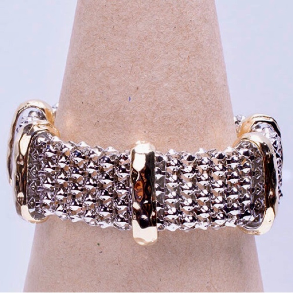 8️⃣7️⃣CHUNKY Two Tone Wide Bracelet. Silver & Gold. Magnetic - Picture 3 of 4